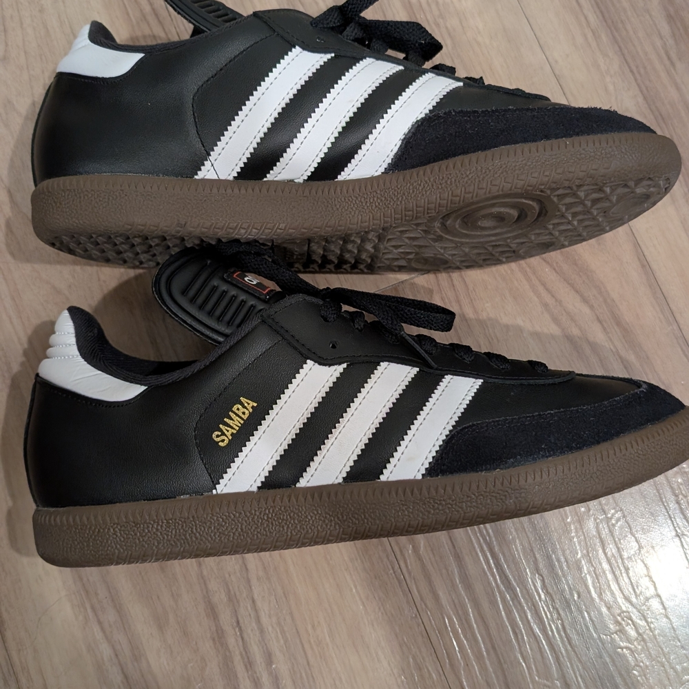 Adidas Samba Black and White Men's Sneakers - Picture 3 of 6